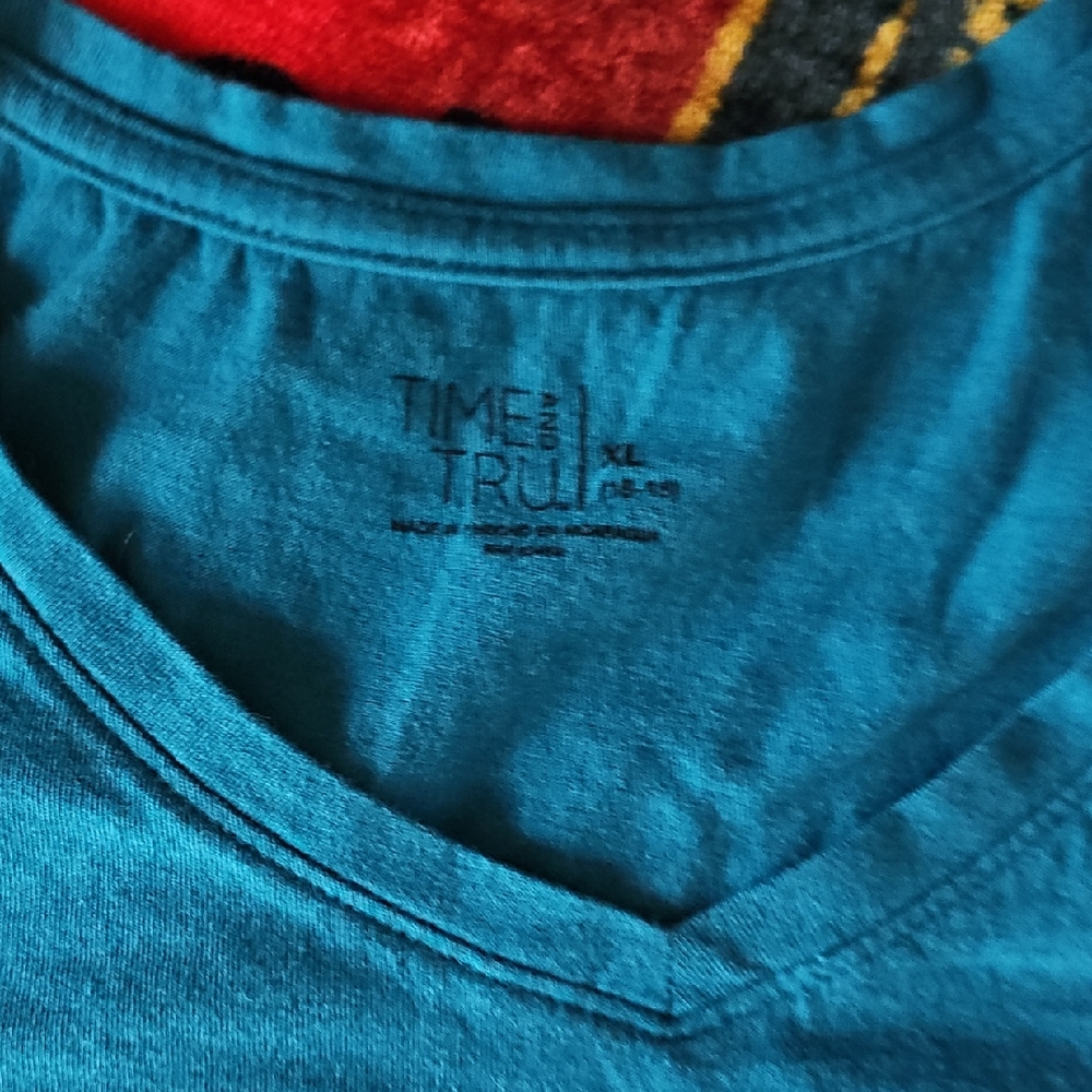Time and Tru Teal Scoop Neck Tee